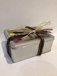 silver gift tin