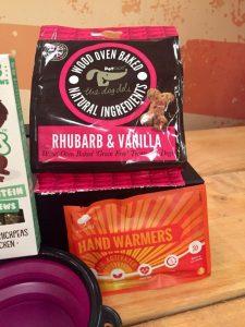 rhubarb & vanilla, hand warmers